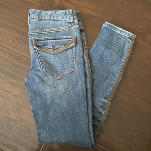 Super cute Free People skinny jeans